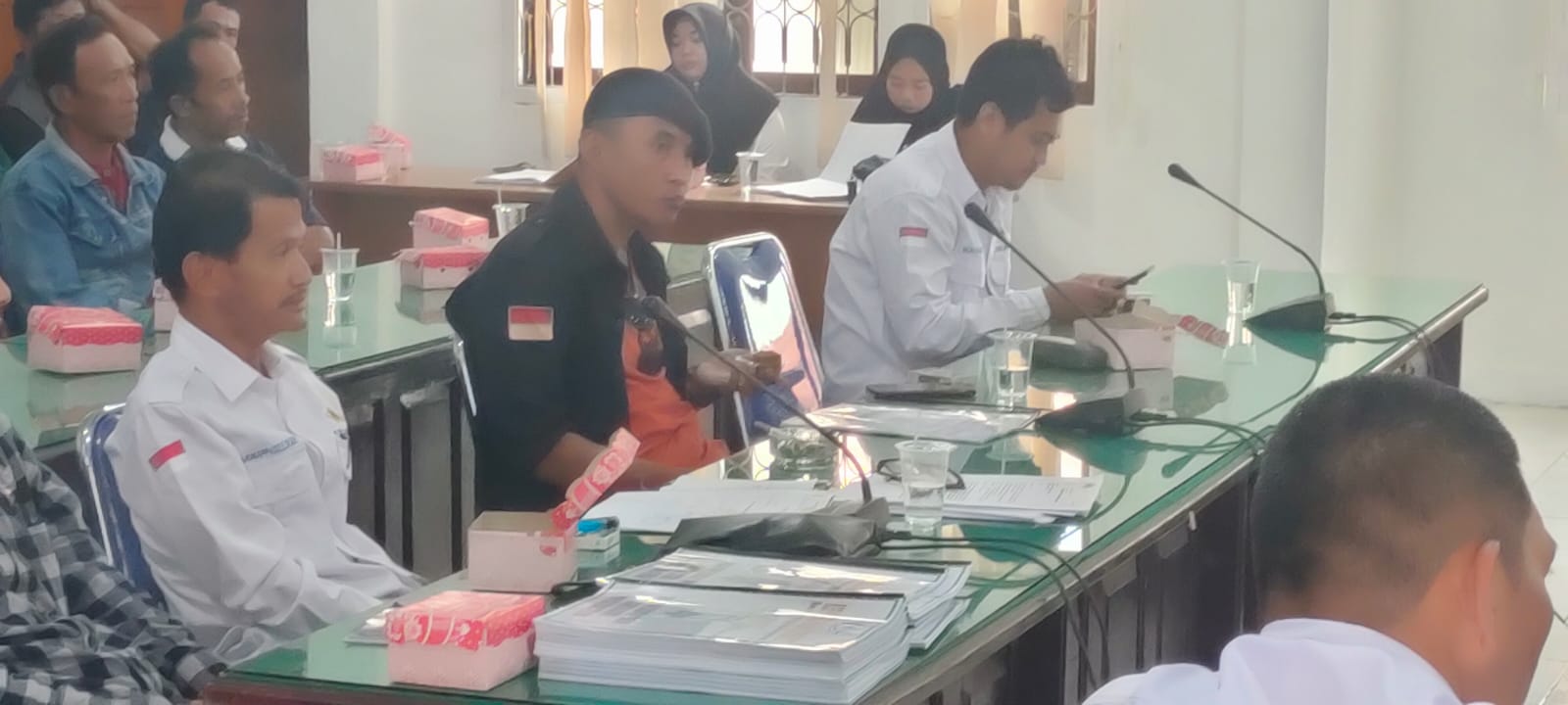 RDP antara masyarakat koperasi tempatan Desa Oyom, PT SMS, Kapolres Tolitoli, Dishut dan Pemda serta DPRD Tolitoli, Rabu 14 September 2022 di Kantor DPRD Tolitoli (Foto:IST)
