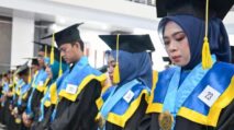 wisuda 16301